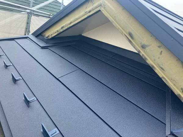 屋根カバー工法