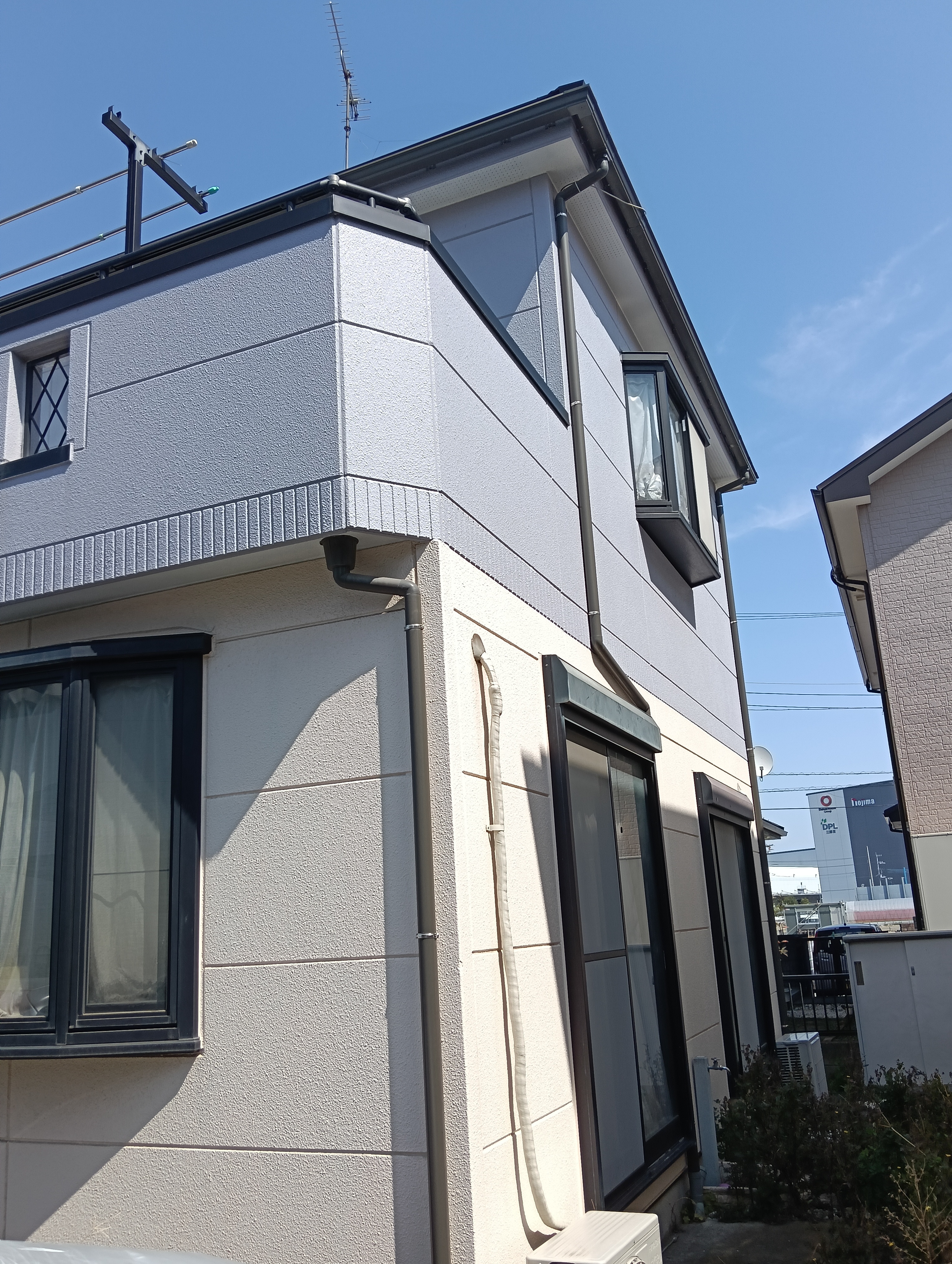 三郷市N様邸の外壁塗装・屋根塗装完了後の外観写真